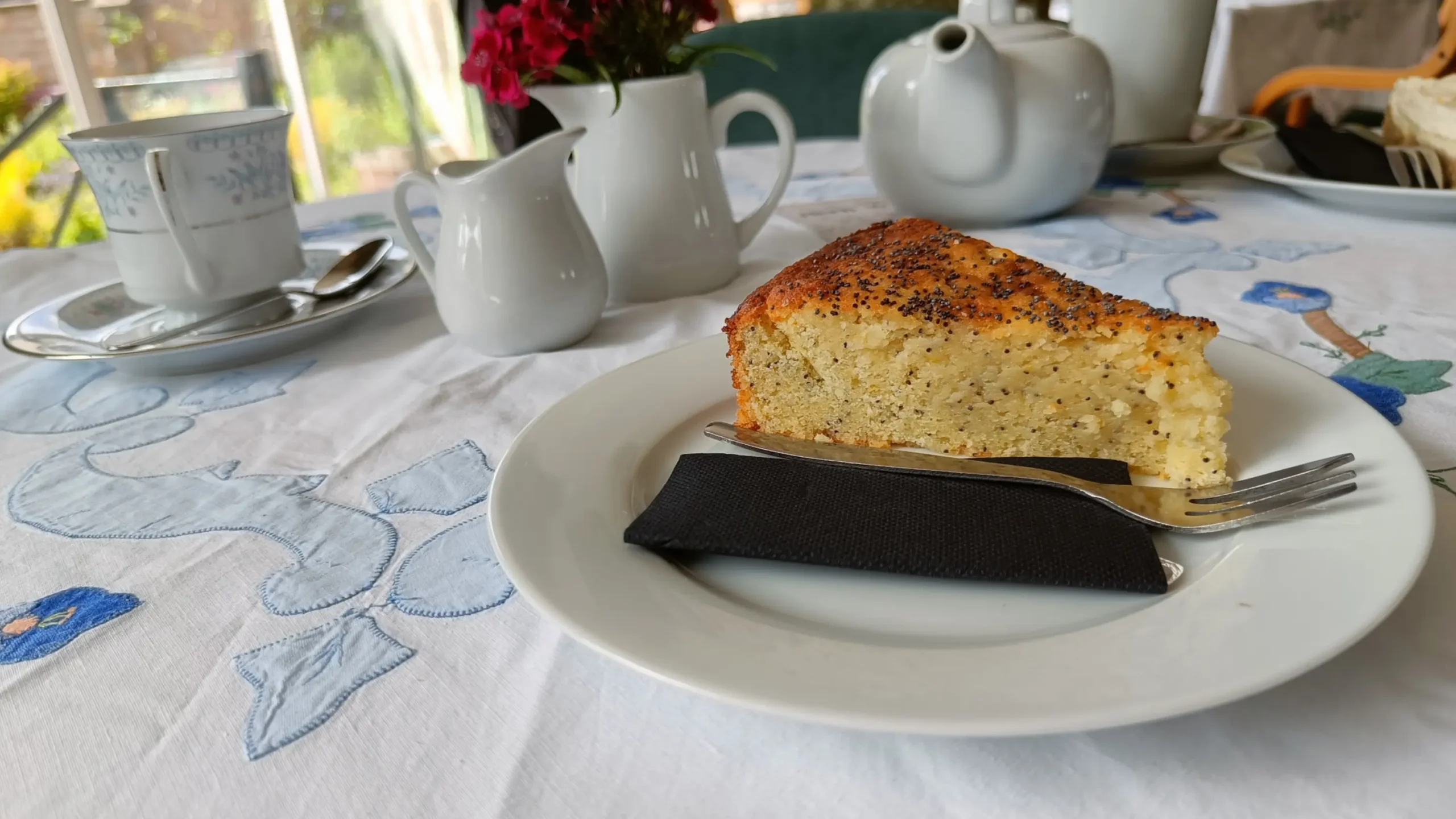 Tea and a slice of poppy seed cake